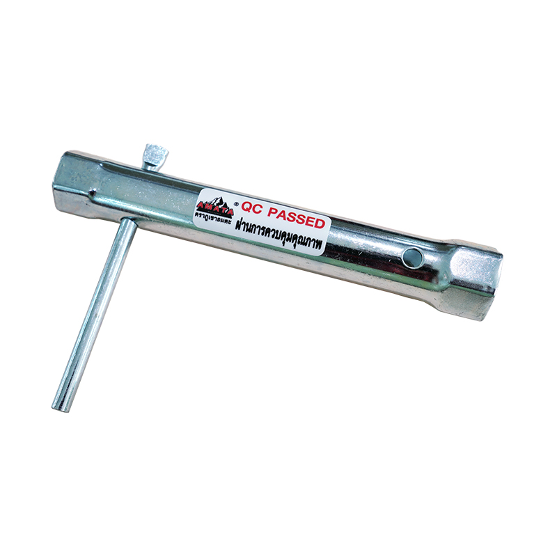 TOOLS AND EQUIPMENTS-บล็อกขันหัวเทียน-AMATA MOUNTAIN : Spark Plug Wrench With Screwdriver